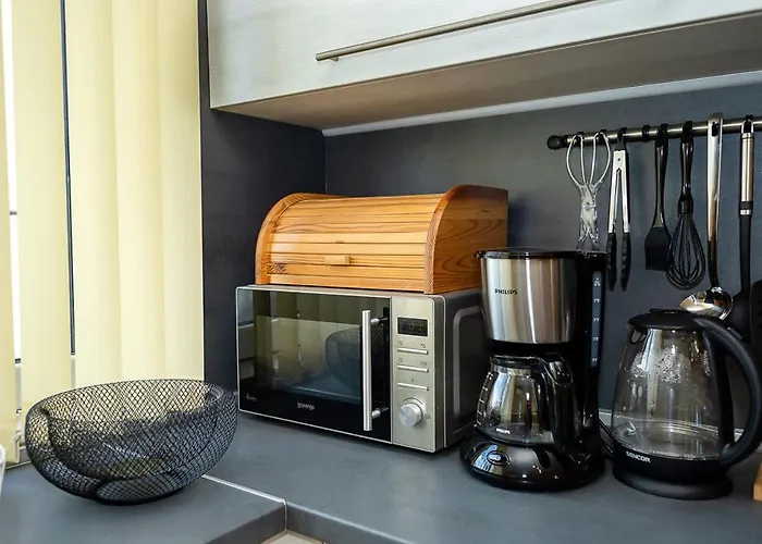 Bright & Spacious 2-bedroom In By Flat Manаger Βάρνα