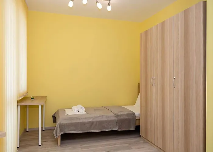 Bright & Spacious 2-bedroom In By Flat Manаger *